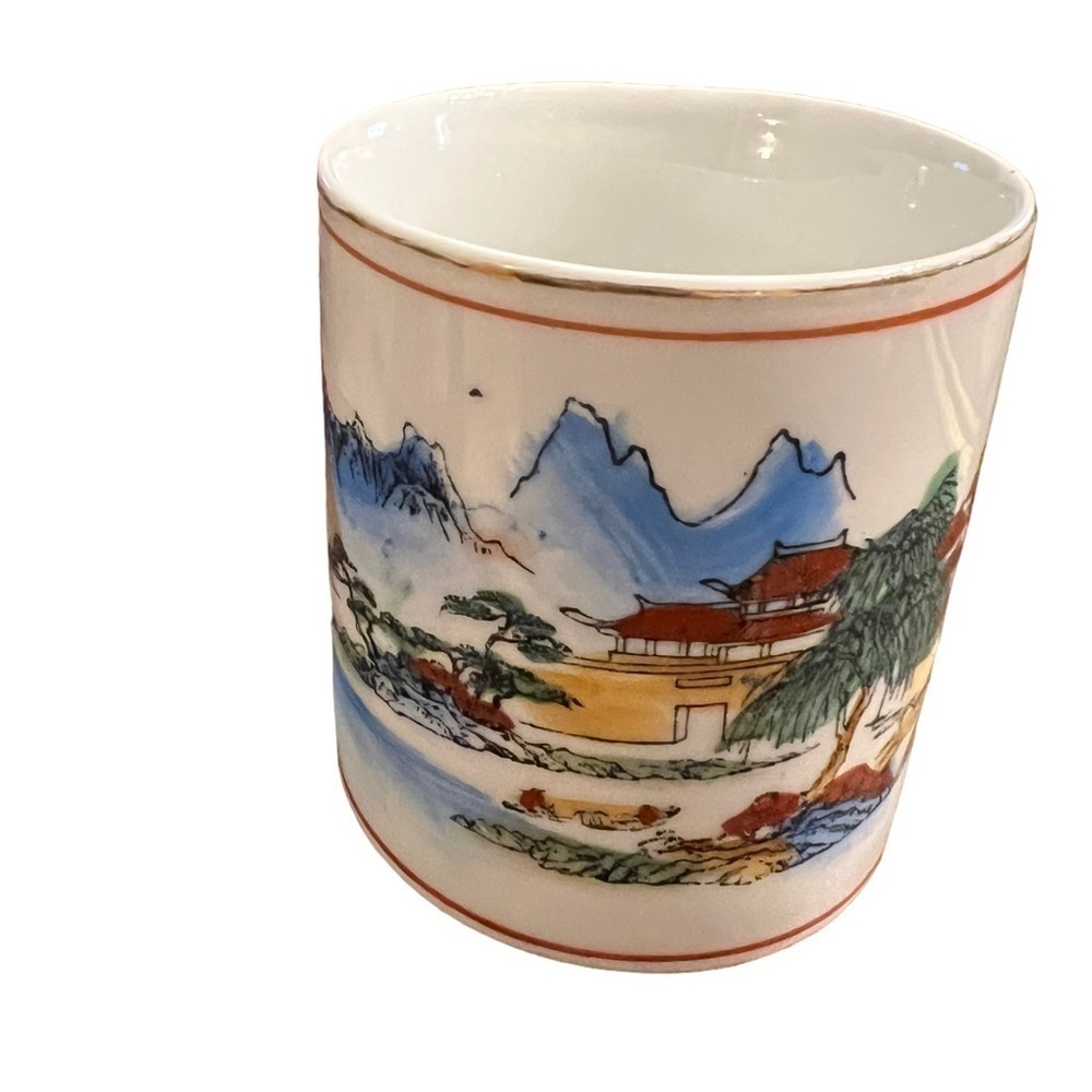 Elegant Japanese mug, from Kyoto. Design goes all around mug. Sweet. - Picture 6 of 6
